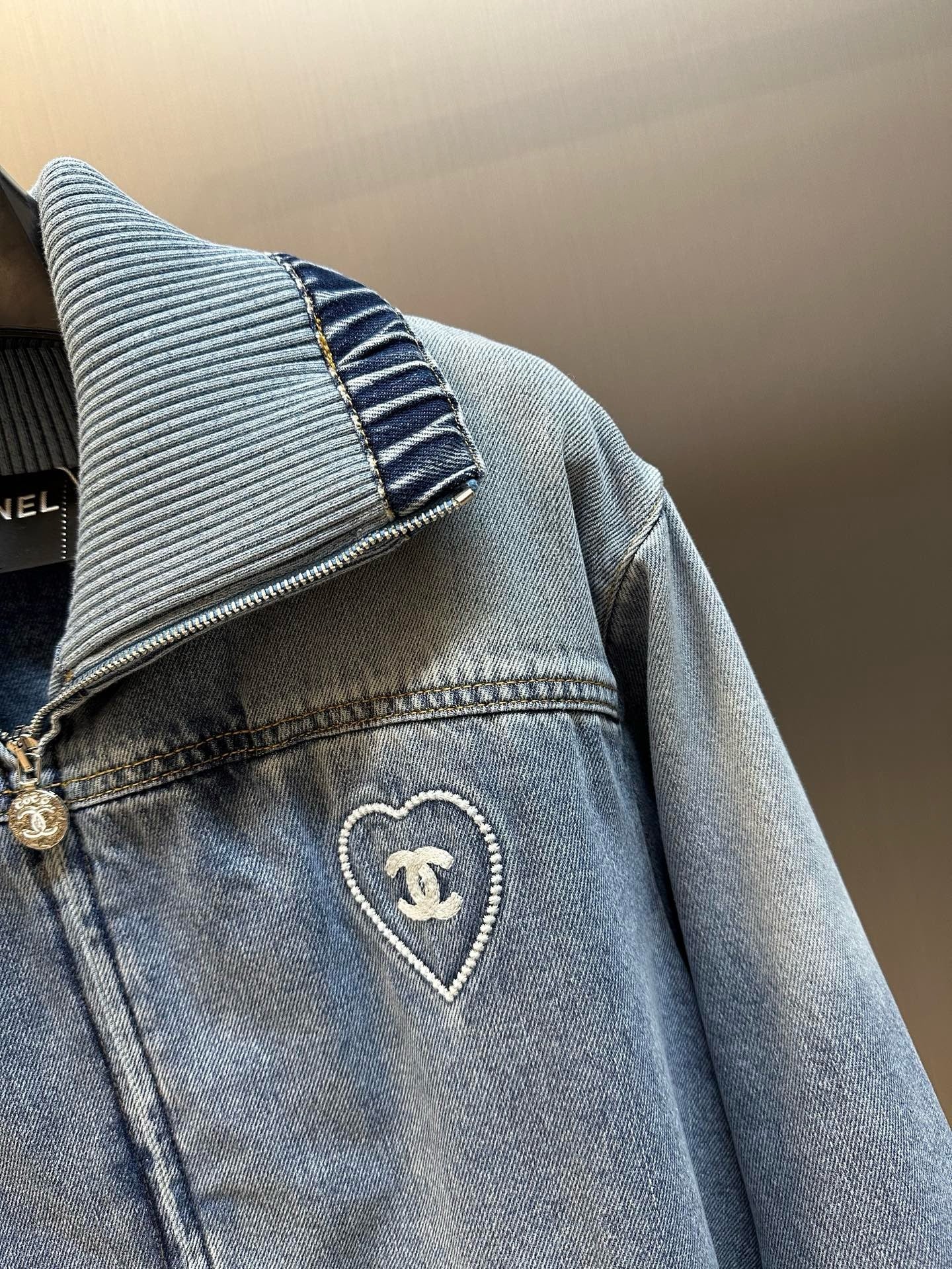 샤넬 자수 데님 블루종