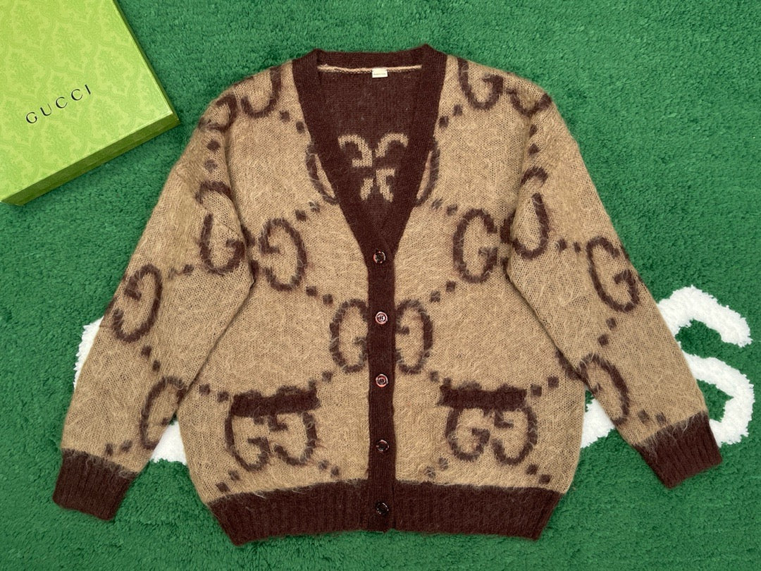 구찌 리버시블 GG 모헤어 가디건
