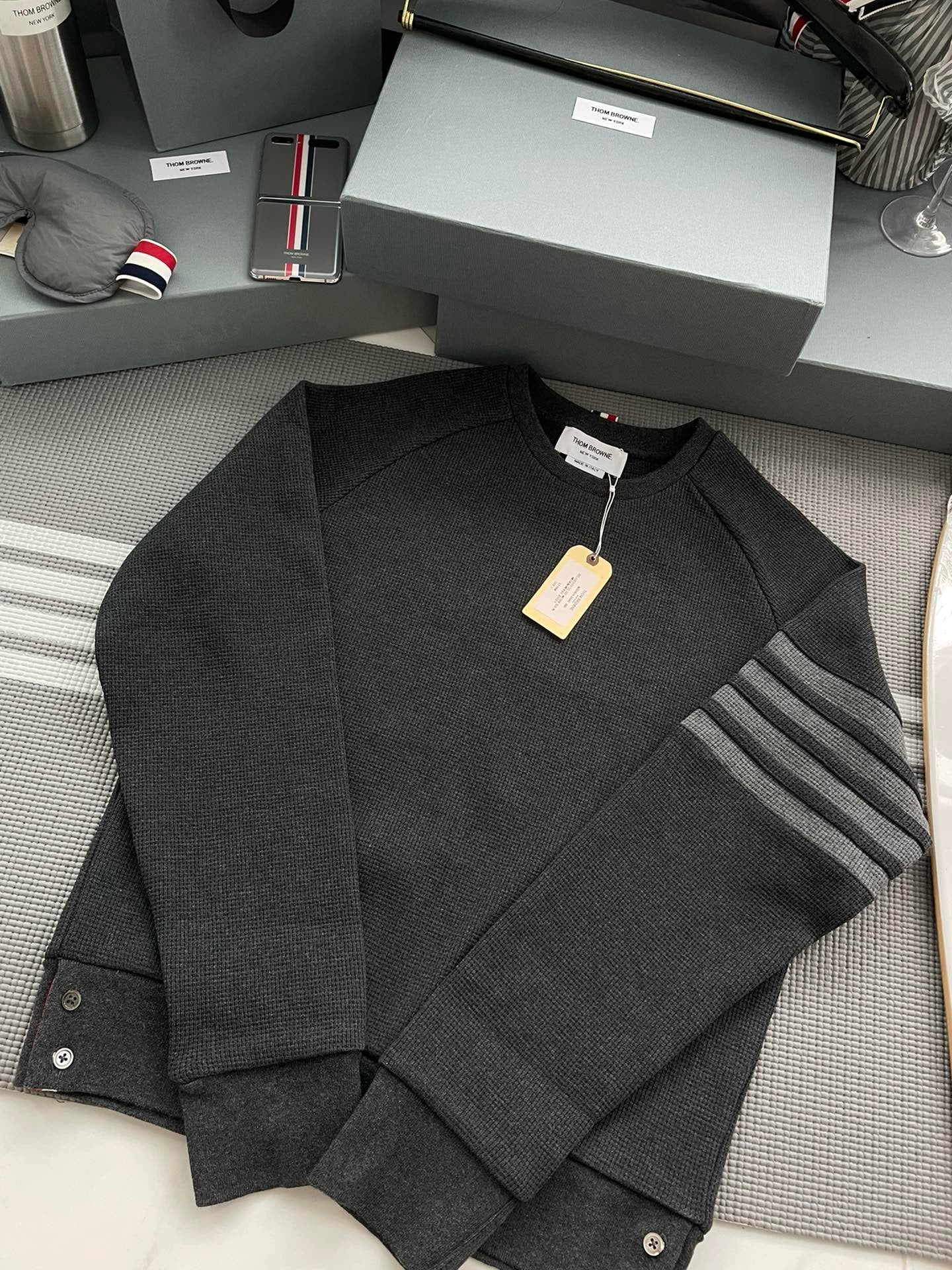 톰브라운 와플 맨투맨