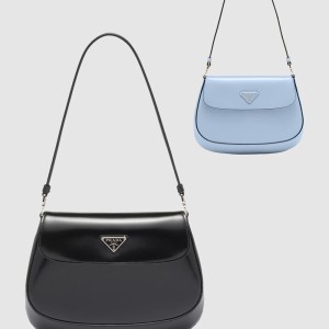 광택 가죽 플랩 숄더백 1BD311